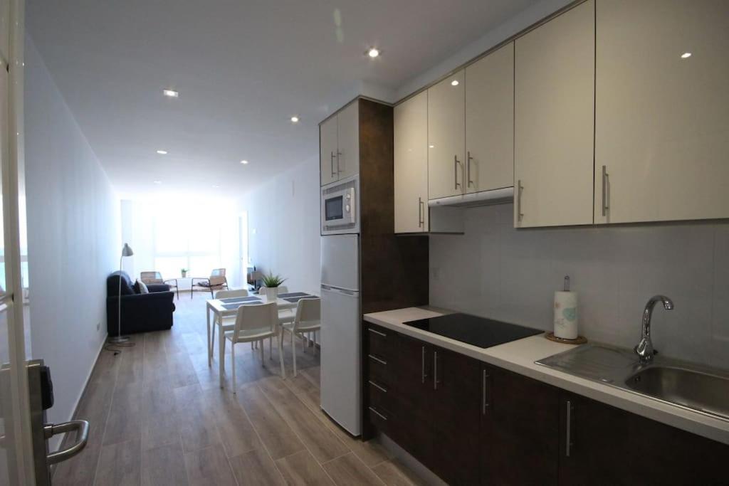 Apartment Las Vistas Beach View, 1 Bedroom لوس كريستيانوس المظهر الخارجي الصورة